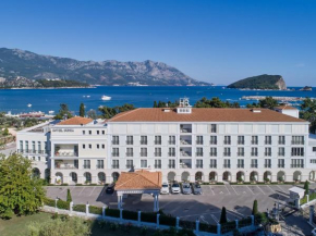 Отель Hotel Budva  Будва